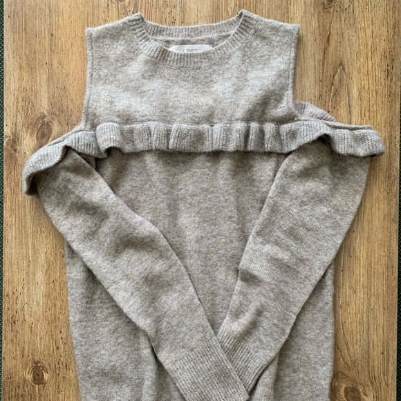 LOFT Sweaters - Loft Cold Shoulder Ruffle Sweater